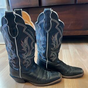 Women’s 6B Justin cowboy boots